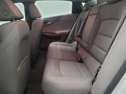 Used 2022 Chevrolet Malibu LT FWD image 18