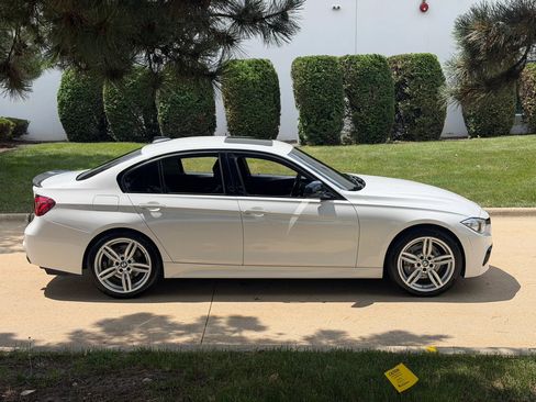 Used 2015 BMW 335i xDrive Sedan AWD/4WD image 4
