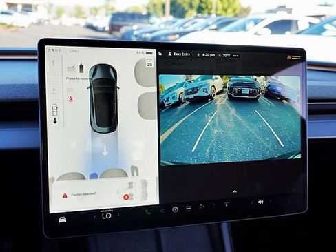 Used 2024 Tesla Model 3 Standard Range image 32