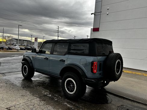 Used 2022 Ford Bronco Badlands image 3