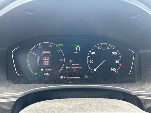 Used 2025 Honda Civic Sport image 11