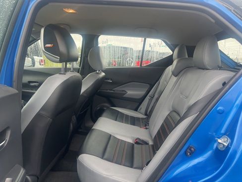 Used 2023 Nissan Kicks SR w/ SR Premium Package image 8