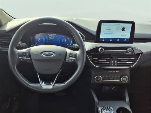 Used 2020 Ford Escape SE Sport image 4