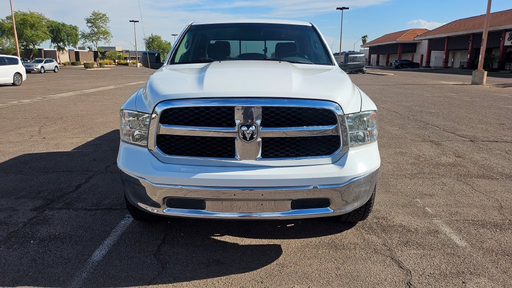 Used 2019 RAM 1500 Classic SLT RWD image 3