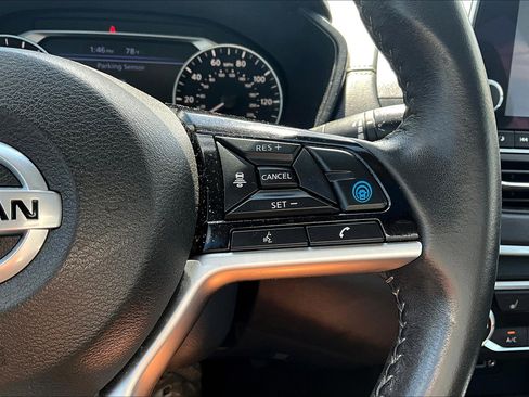 Used 2022 Nissan Altima 2.5 SV w/ SV Premium Package image 23