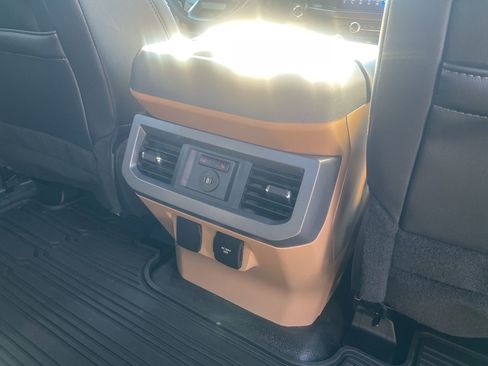 Used 2024 Ford F350 Lariat w/ Lariat Ultimate Package image 19