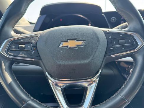 Used 2024 Chevrolet Trax LT w/ Driver Confidence Package image 15