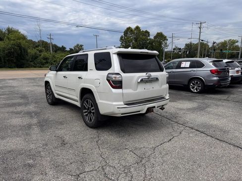 Used 2015 Toyota 4Runner Limited AWD/4WD image 3