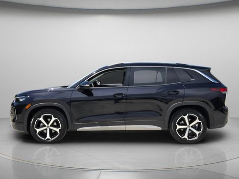 Certified 2026 Volkswagen Tiguan SE w/ Panoramic Sunroof Package FWD image 3