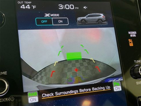 Used 2024 Subaru Ascent Premium w/ Convenience Package image 13