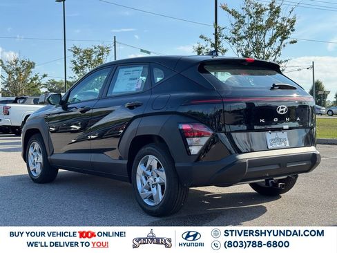 New 2026 Hyundai Kona SE image 11