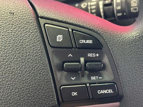 Used 2019 Hyundai Tucson SE AWD/4WD image 27