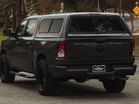 Used 2021 RAM 1500 Big Horn image 9