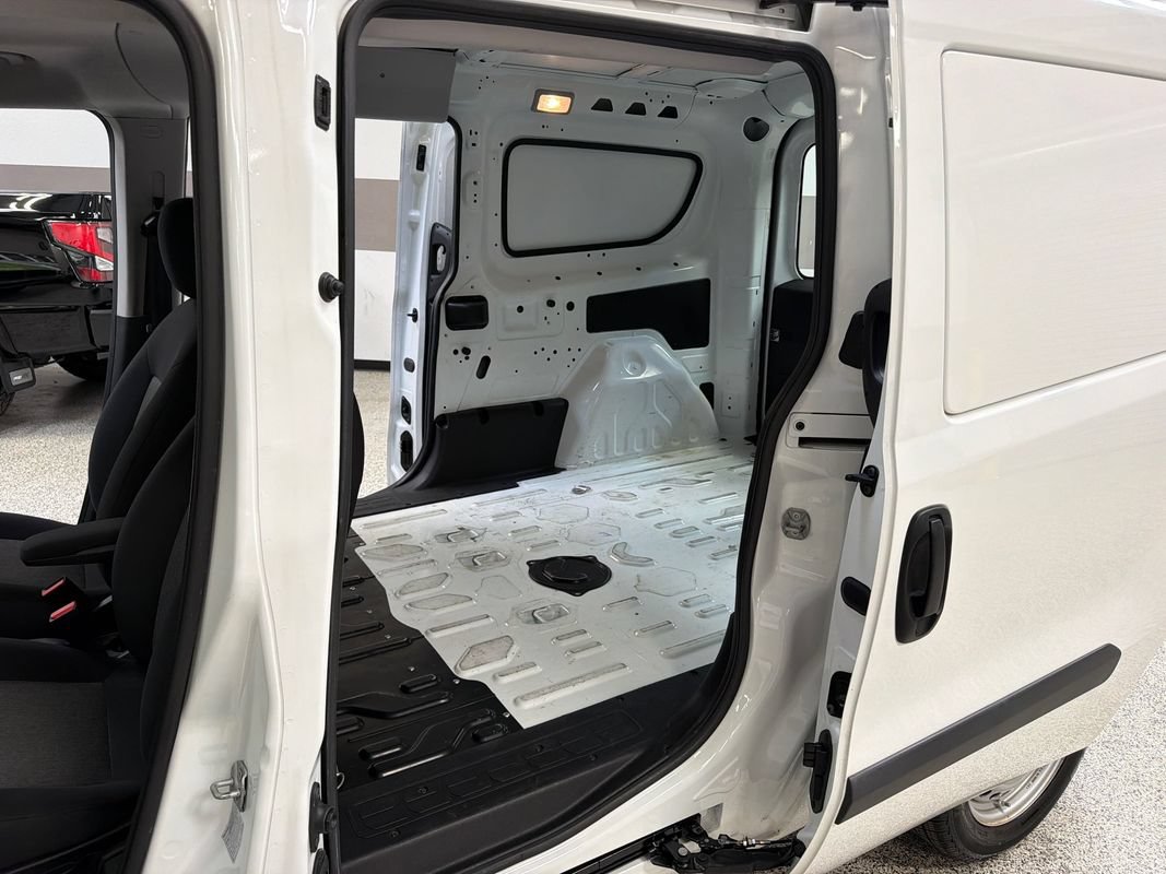 Used 2022 RAM ProMaster City Tradesman w/ Window Group 04 FWD image 29