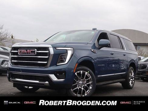 New 2026 GMC Yukon XL Elevation w/ Elevation Premium Package AWD/4WD image 1