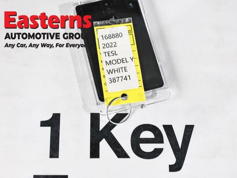 Used 2022 Tesla Model Y Long Range image 20