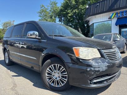 Used 2013 Chrysler Town & Country Touring-L w/ Driver Convenience Group