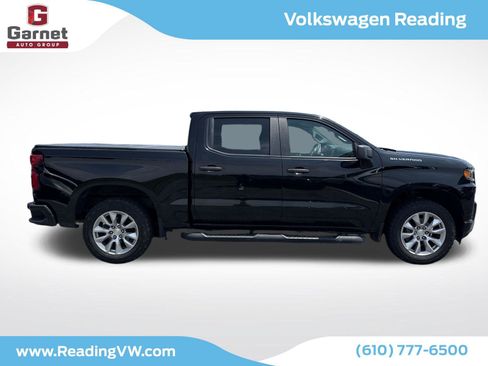 Used 2020 Chevrolet Silverado 1500 Custom w/ Custom Value Package AWD/4WD image 6