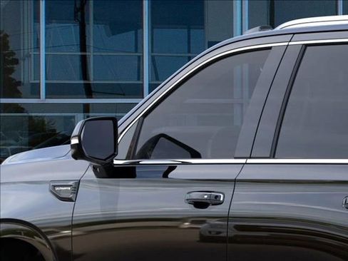 New 2026 GMC Yukon Denali Ultimate image 12