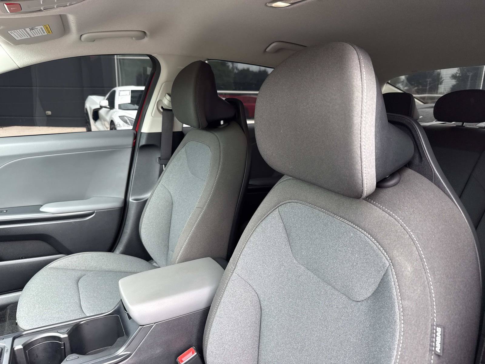 Used 2025 Kia K4 FWD image 22