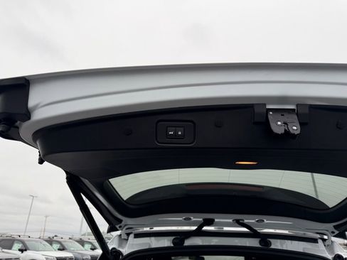 New 2026 Nissan Pathfinder SV image 39