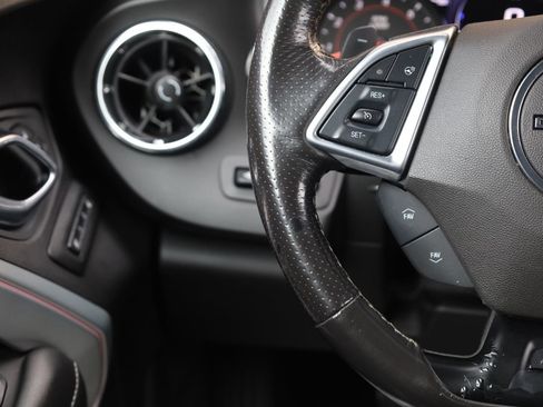 Used 2019 Chevrolet Camaro SS RWD image 34