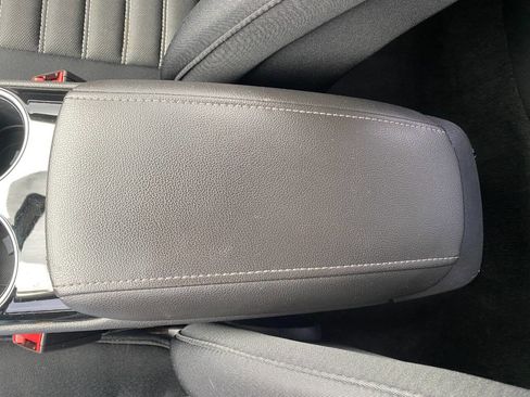 Used 2015 Ford Fusion SE image 17