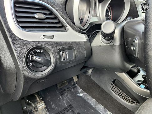 Used 2020 Dodge Journey SE w/ Blacktop Package image 14