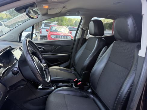 Used 2018 Buick Encore Preferred FWD image 13