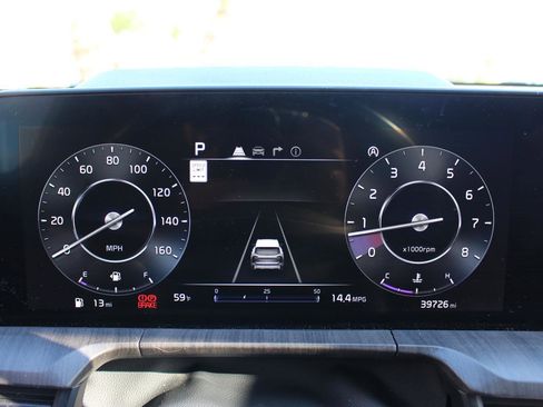 Certified 2023 Kia Telluride SX image 19