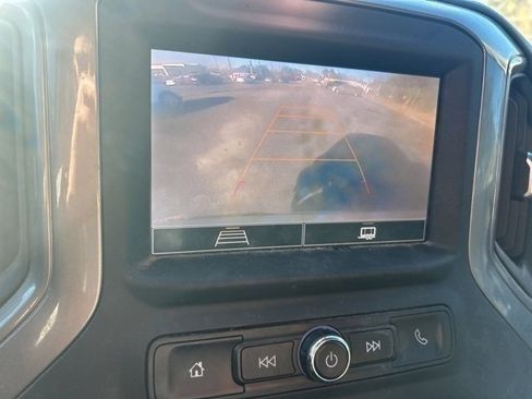 Used 2022 Chevrolet Silverado 1500 Custom image 10