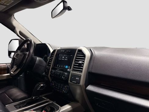 Used 2017 Ford F150 Lariat AWD/4WD image 22
