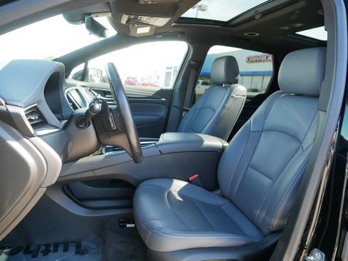 Used 2023 Buick Enclave Essence w/ Experience Buick Package AWD/4WD image 34