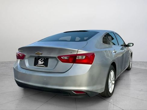 Used 2016 Chevrolet Malibu LT w/ Leather Package FWD image 7