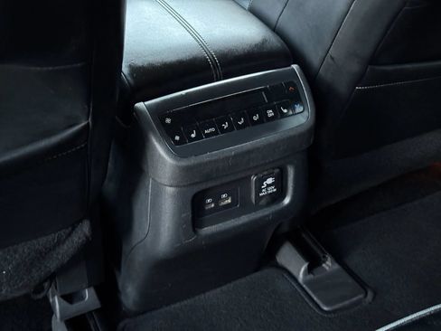 Used 2022 Nissan Pathfinder Platinum w/ Cargo Package FWD image 24