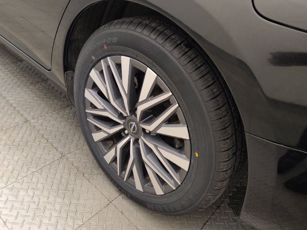 Used 2024 Nissan Altima 2.5 SV FWD image 31