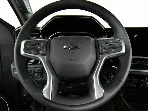 New 2026 Chevrolet Silverado 1500 LT Trail Boss w/ Convenience Package II image 2