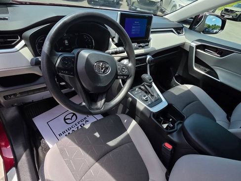 Used 2025 Toyota RAV4 XLE w/ Convenience Package AWD/4WD image 16