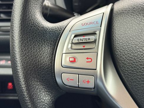 Used 2018 Nissan Altima 2.5 S w/ S Convenience Package image 19