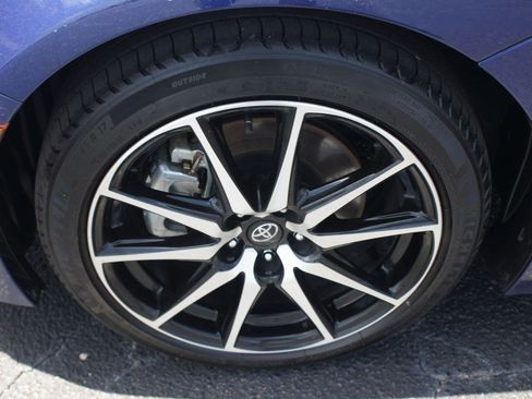 Used 2024 Toyota GR86 RWD image 21