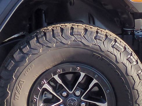 Used 2024 Jeep Wrangler Unlimited Sport image 12