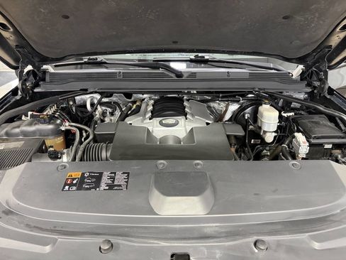 Used 2016 Cadillac Escalade Luxury image 46