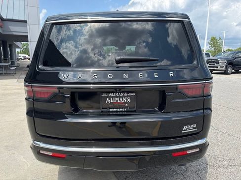 Used 2024 Jeep Wagoneer Series II w/ Flexible Seating Group AWD/4WD image 6