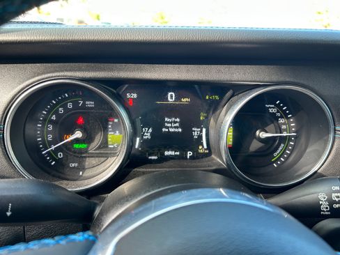 Used 2023 Jeep Wrangler Unlimited Rubicon 4xe w/ Steel Bumper Group AWD/4WD image 10