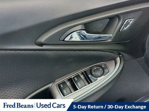 Used 2021 Chevrolet Malibu LS image 21