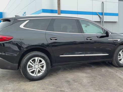 Used 2019 Buick Enclave Premium image 2