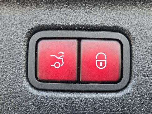 Used 2022 Mercedes-Benz S 500 S 500 w/ AMG Line Package image 25