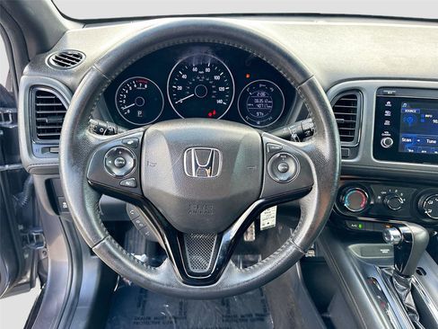 Used 2021 Honda HR-V Sport image 11