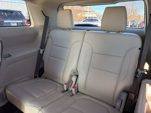 Used 2019 GMC Acadia Denali w/ Technology Package image 14