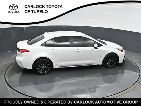 Used 2025 Toyota Corolla SE FWD image 32